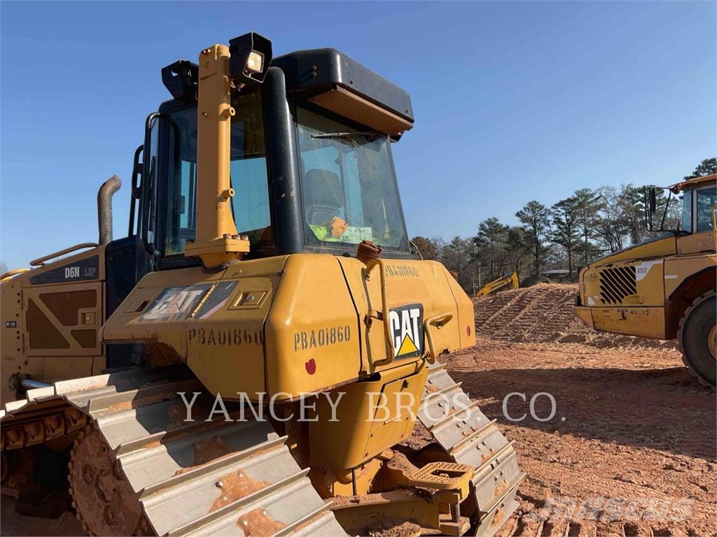 CAT D6NLGP lánctalpas dózerek