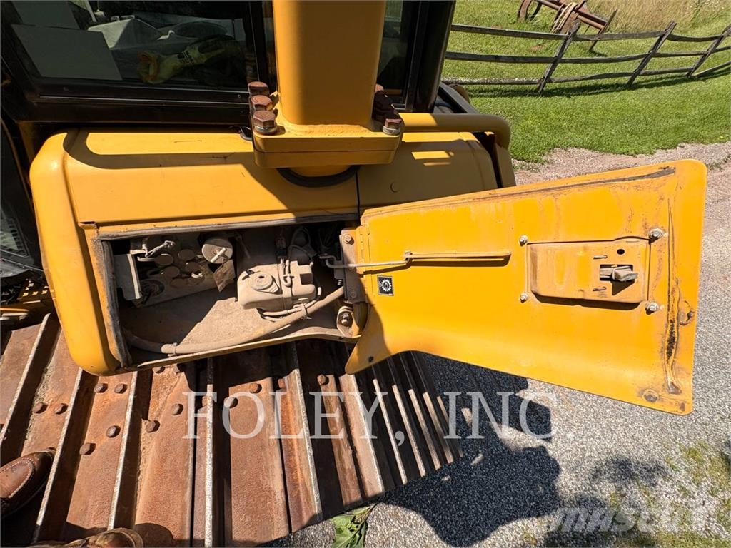 CAT D6NLGP Buldožeri gusjeničari
