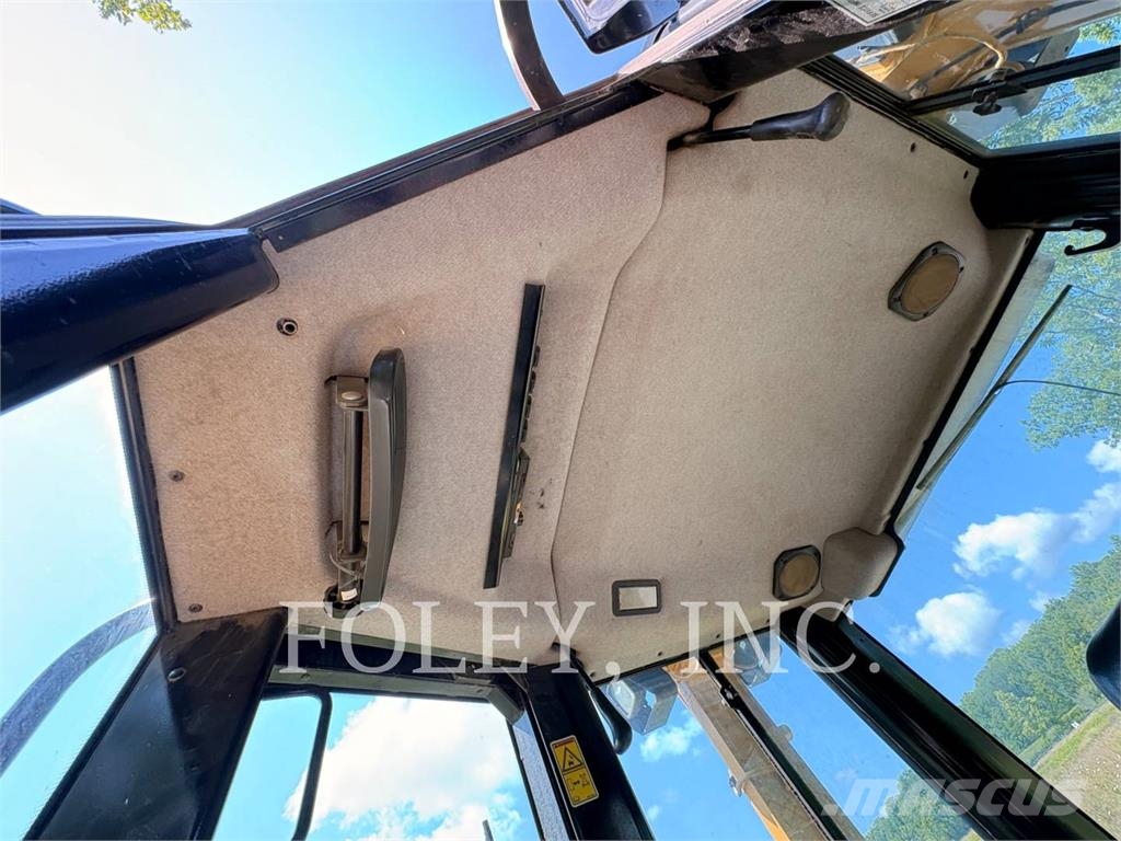 CAT D6NLGP Buldožeri gusjeničari
