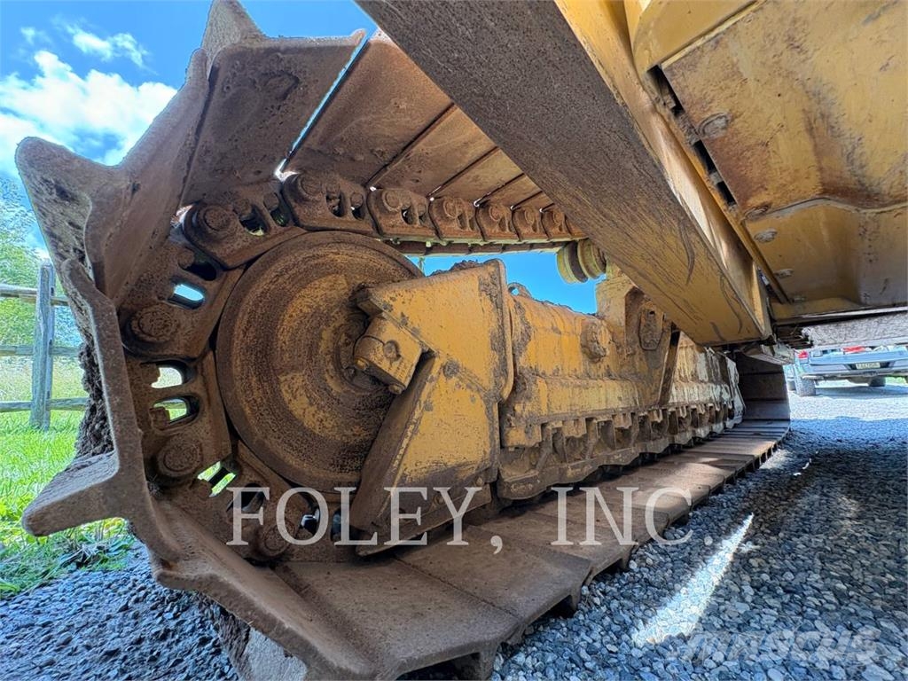 CAT D6NLGP Buldožeri gusjeničari