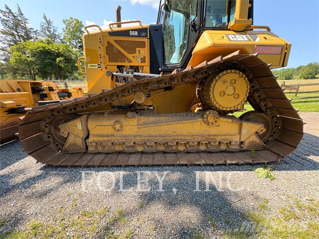 CAT D6NLGP Buldožeri gusjeničari