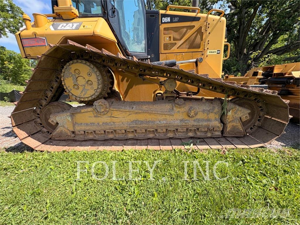 CAT D6NLGP Buldožeri gusjeničari