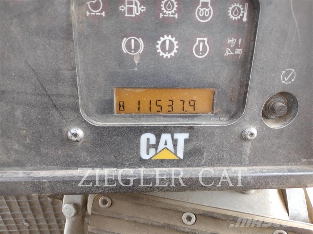 CAT D6R 履帶推土機