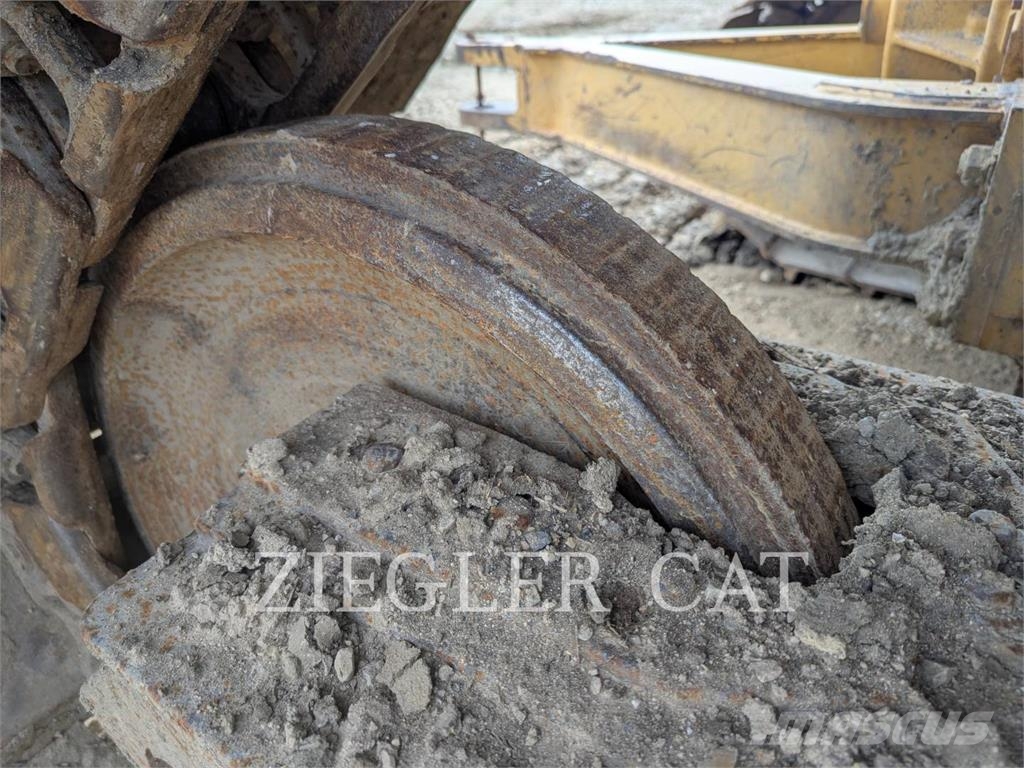 CAT D6RII 履帶推土機