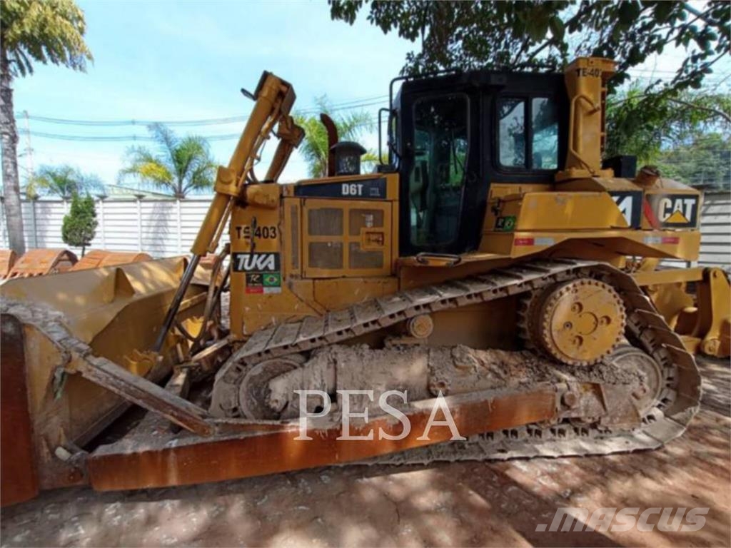 CAT D6T Гусеничные бульдозеры