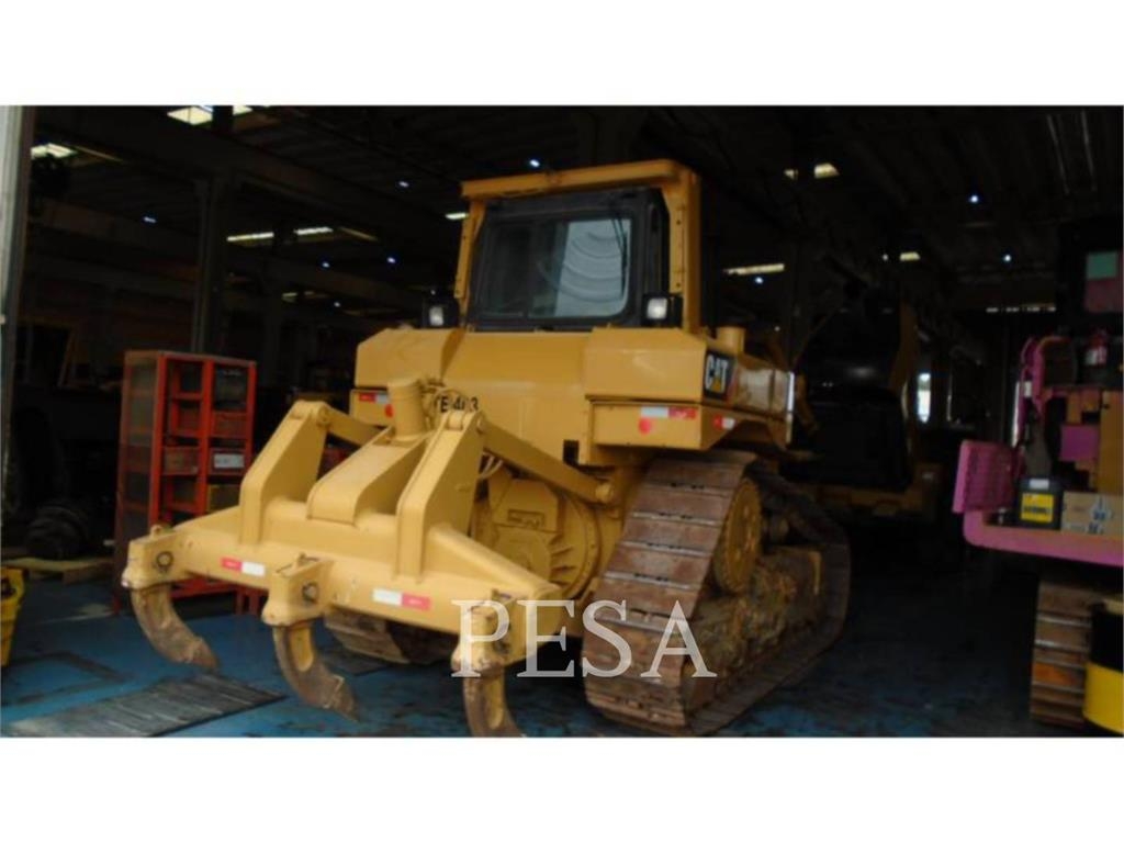 CAT D6T Гусеничные бульдозеры