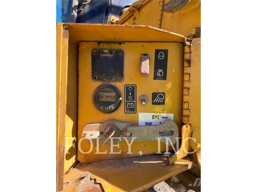 CAT D6T 크롤러 도저