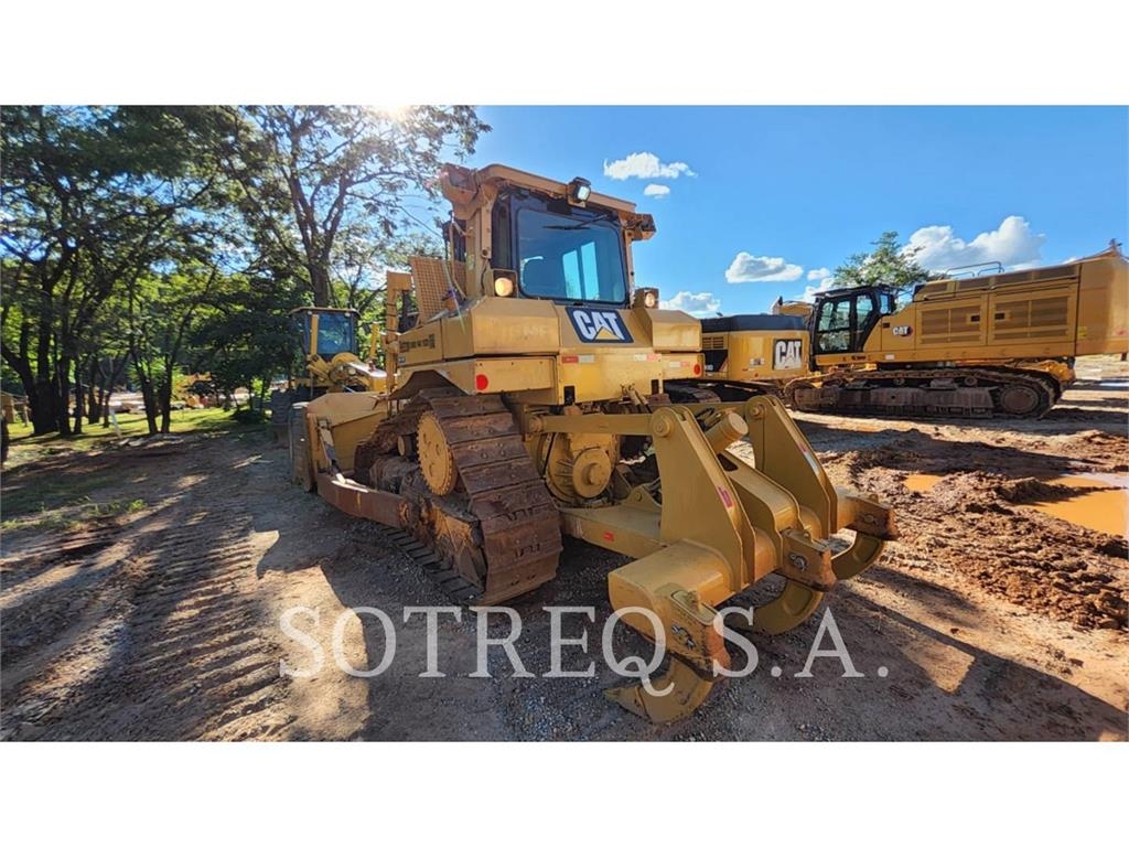 CAT D6T 履帶推土機