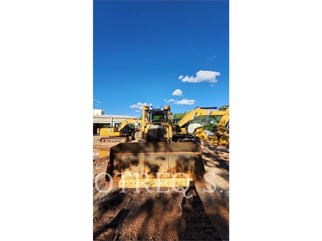 CAT D6T 履帶推土機