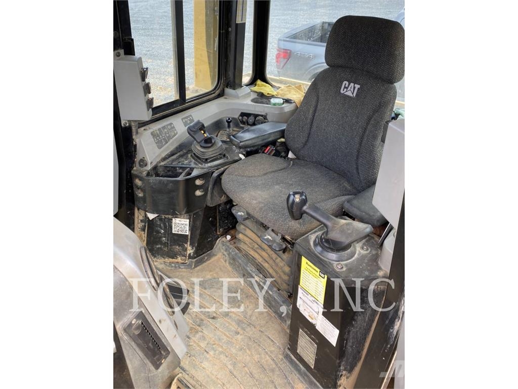 CAT D6T Crawler dozers