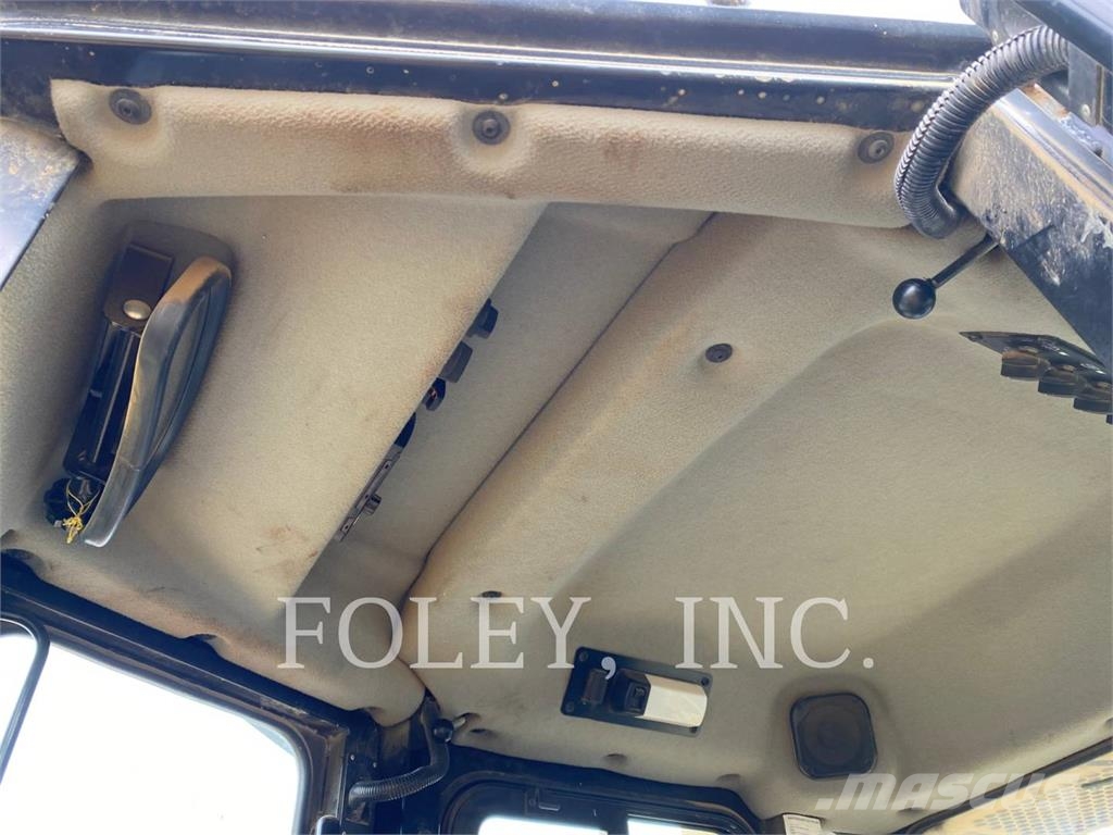 CAT D6T Crawler dozers