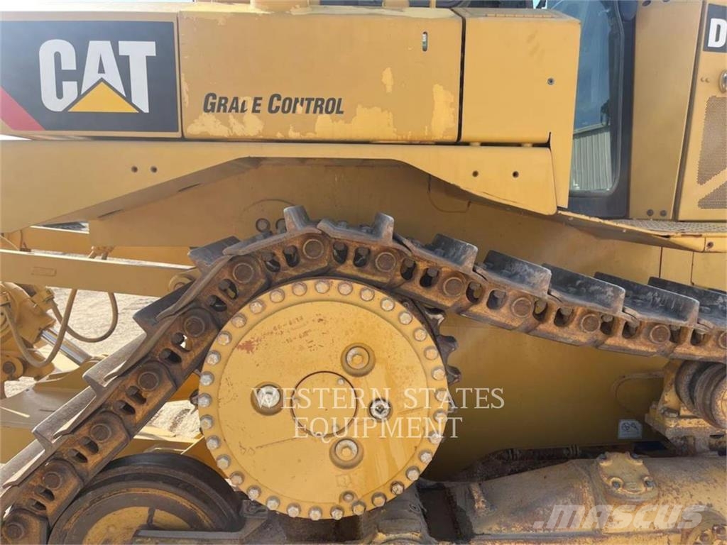 CAT D6T Buldožeri guseničari