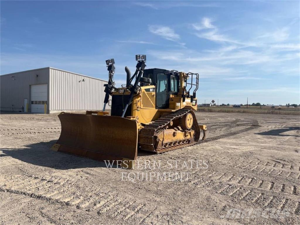 CAT D6T Buldožeri guseničari