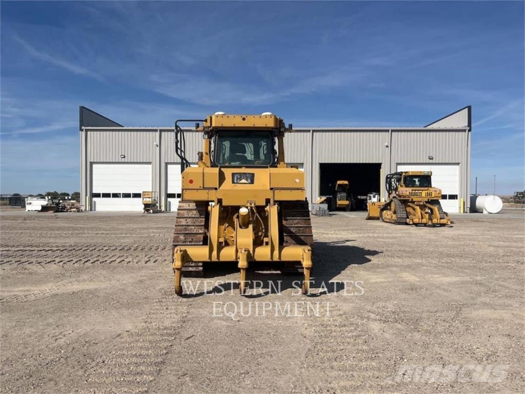 CAT D6T Buldožeri guseničari