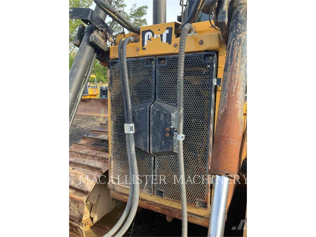 CAT D6T Buldožerji goseničarji