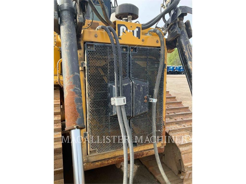 CAT D6T Buldožerji goseničarji