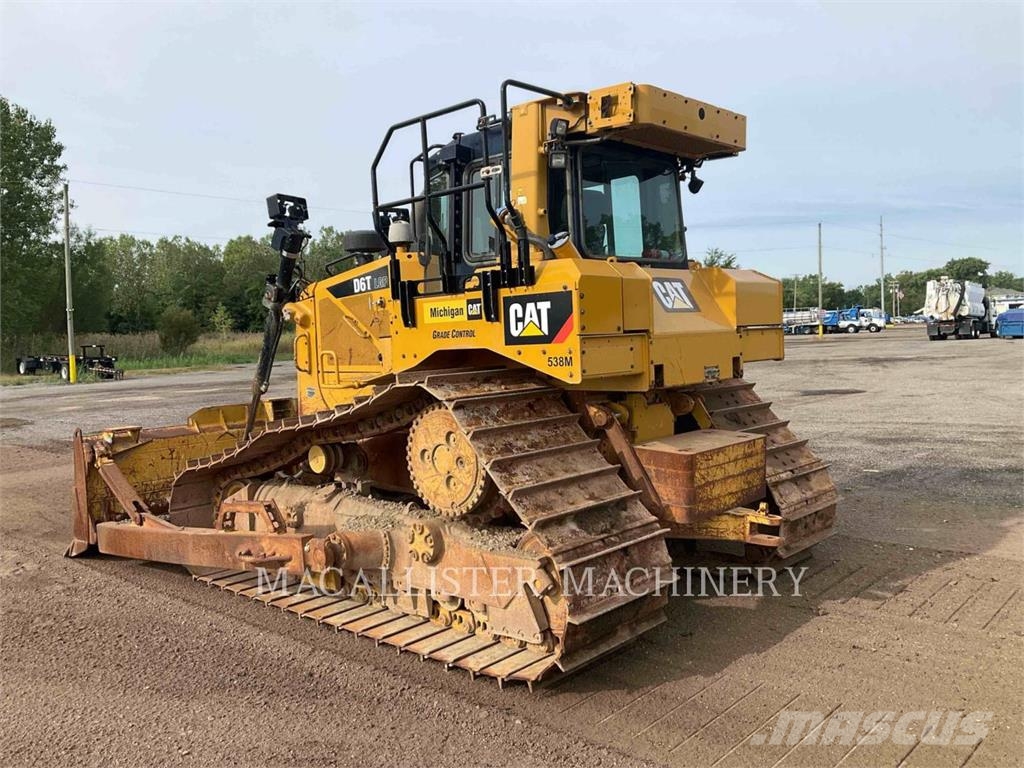 CAT D6T Buldožerji goseničarji