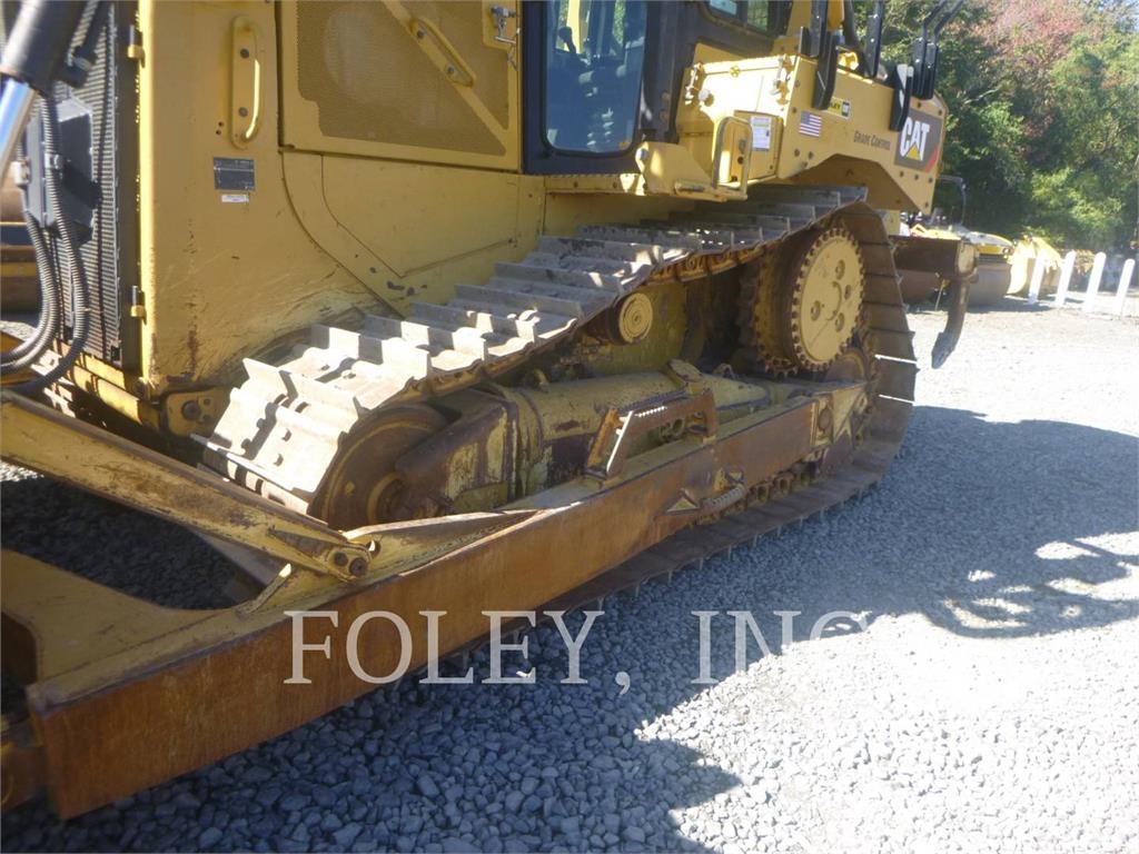 CAT D6T lánctalpas dózerek