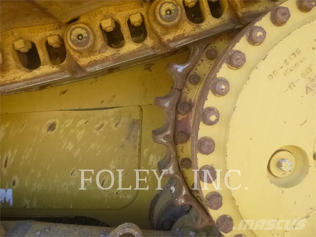 CAT D6T lánctalpas dózerek