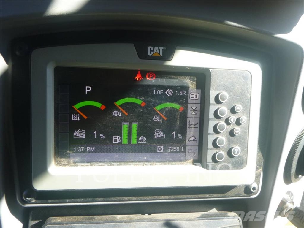 CAT D6T lánctalpas dózerek