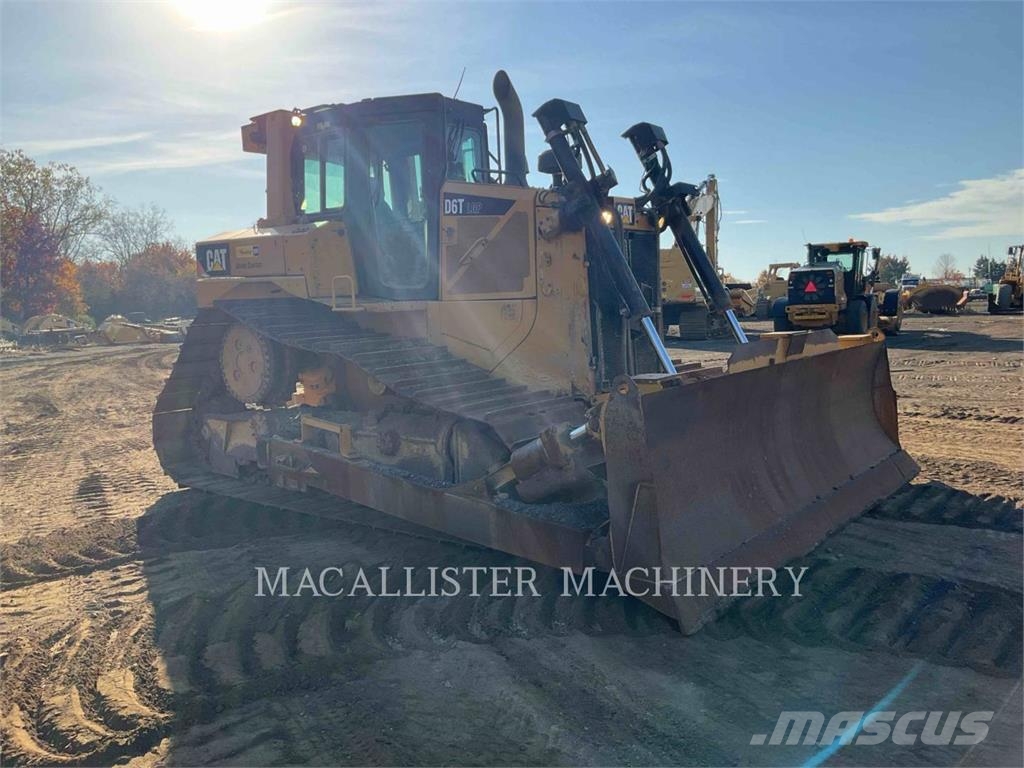CAT D6T Bulldozer