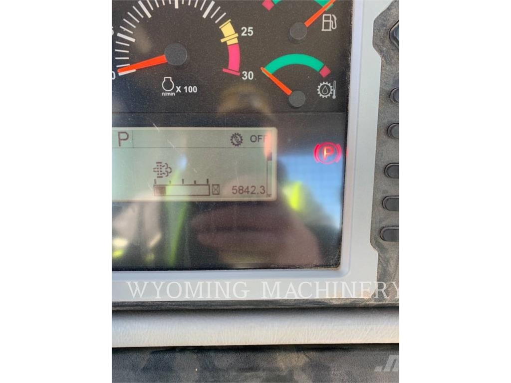 CAT D6T Гусеничные бульдозеры