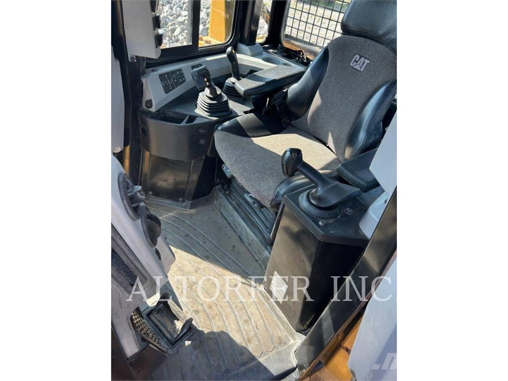 CAT D6T LGP Гусеничные бульдозеры