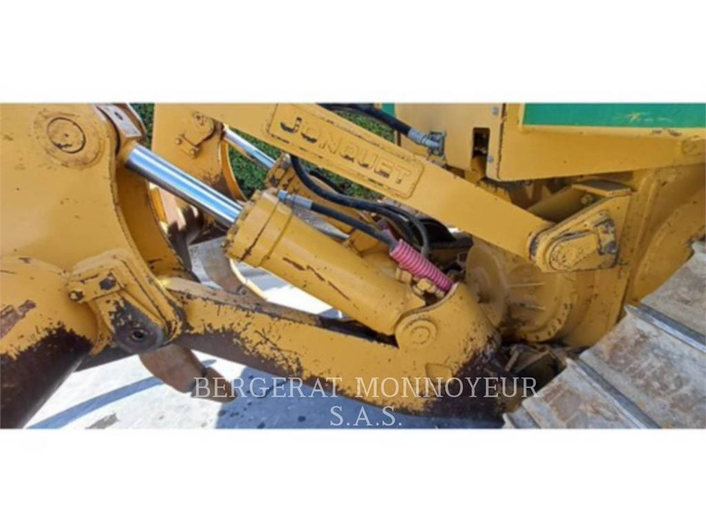 CAT D6T3B XW 履帶推土機