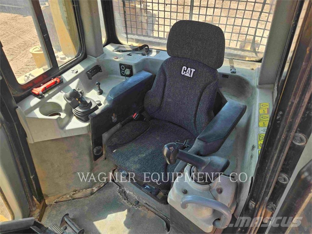 CAT D6TVP Buldožerji goseničarji