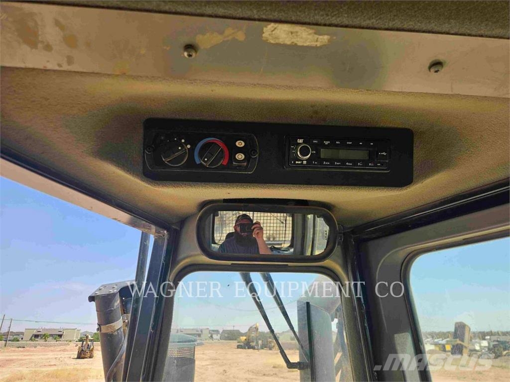 CAT D6TVP Buldožerji goseničarji