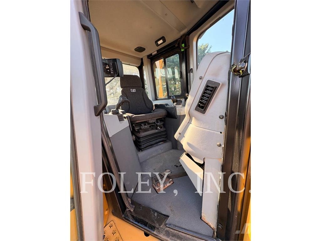 CAT D6TVP lánctalpas dózerek