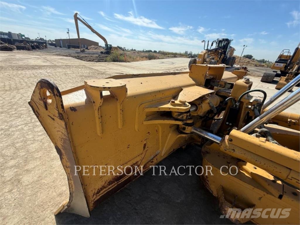 CAT D6TXL Buldooserid