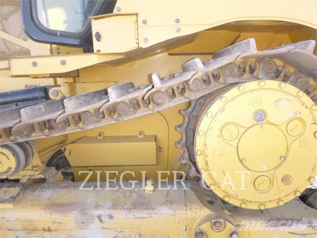 CAT D6XE 履带式推土机