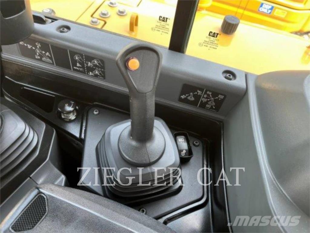 CAT D6XE 履帶推土機