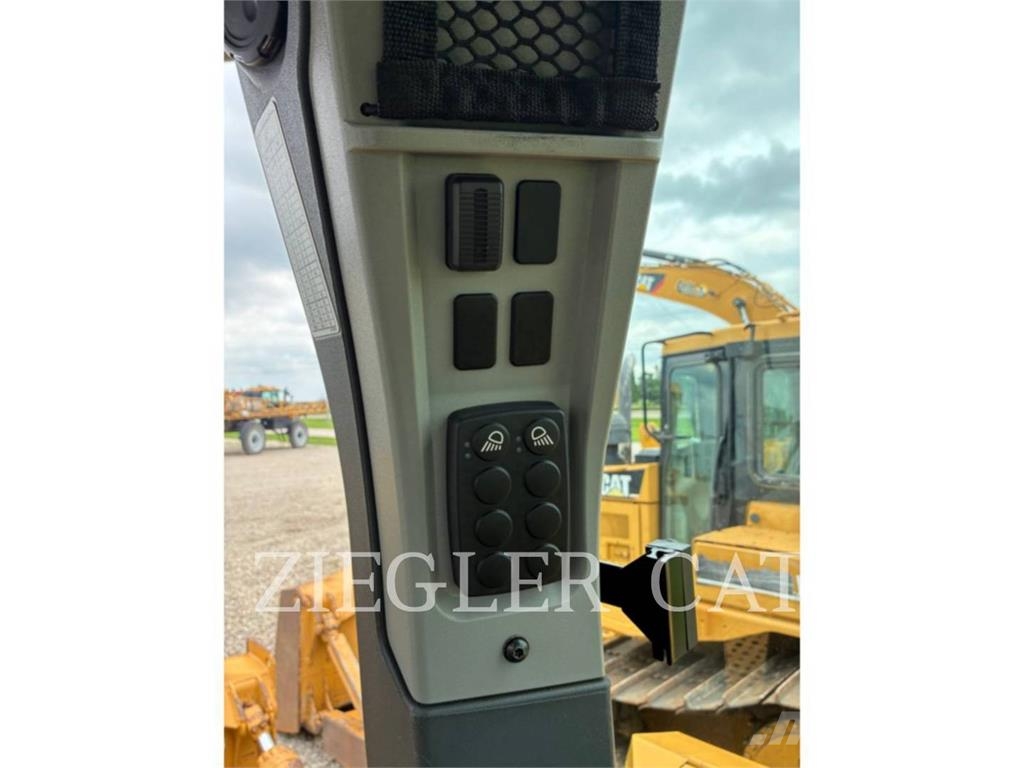 CAT D6XE 履帶推土機
