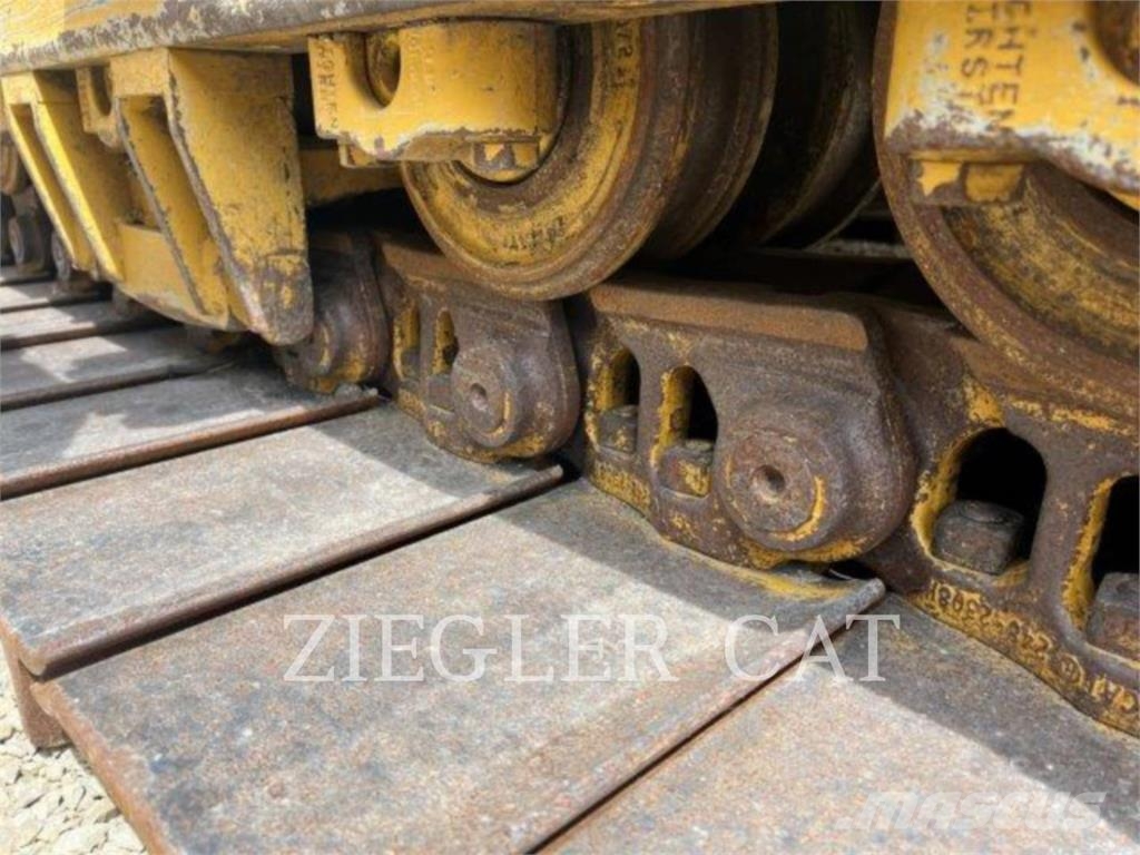 CAT D6XE 履帶推土機