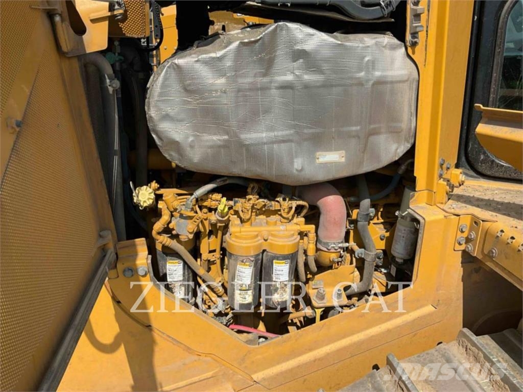 CAT D6XE ブルドーザー