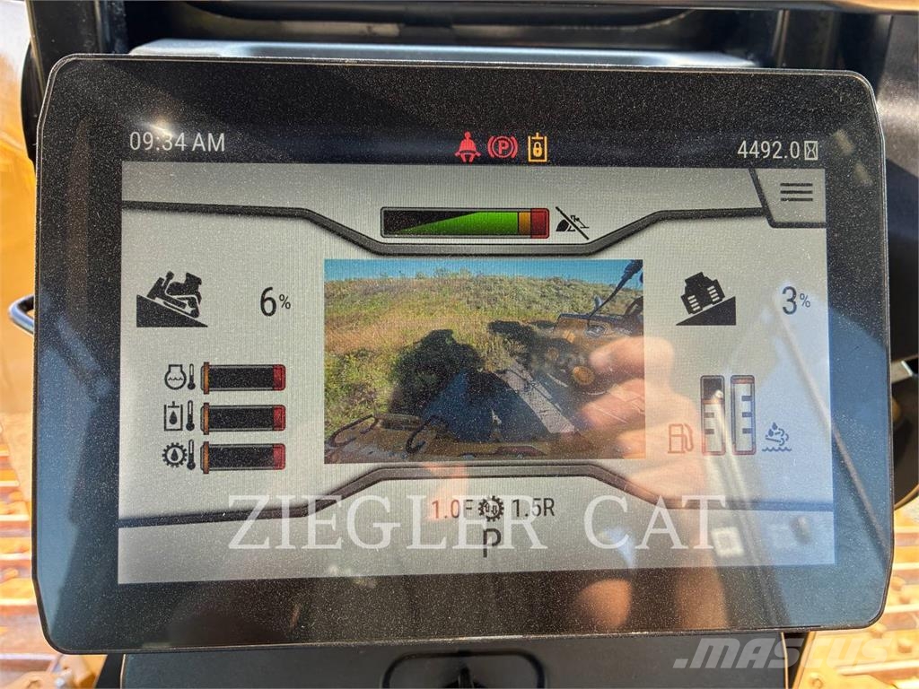 CAT D6XE Pásové dozéry