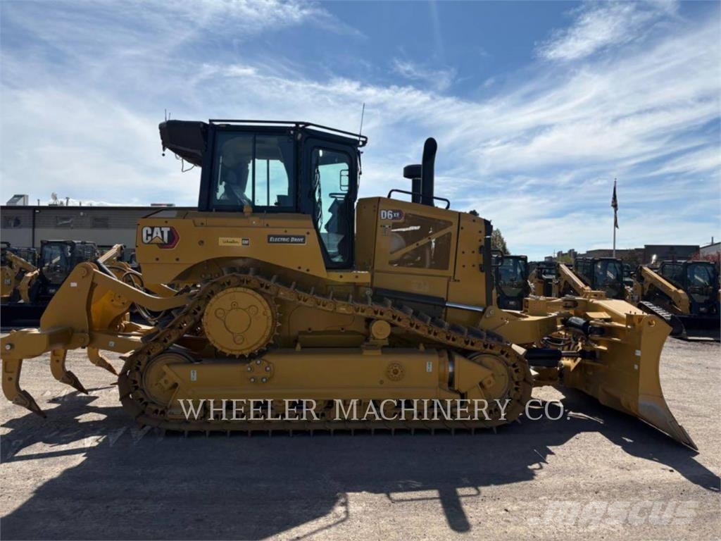 CAT D6XEXLVP3R Dozers - Tratores rastos