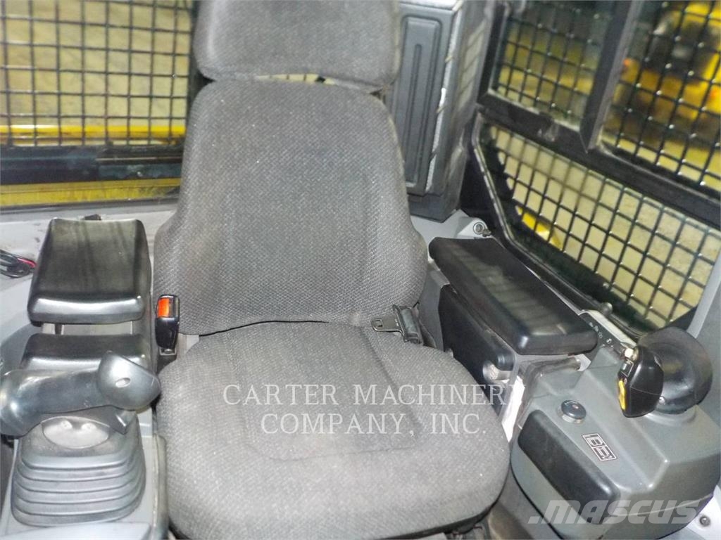 CAT D7E Buldozer sobre oruga