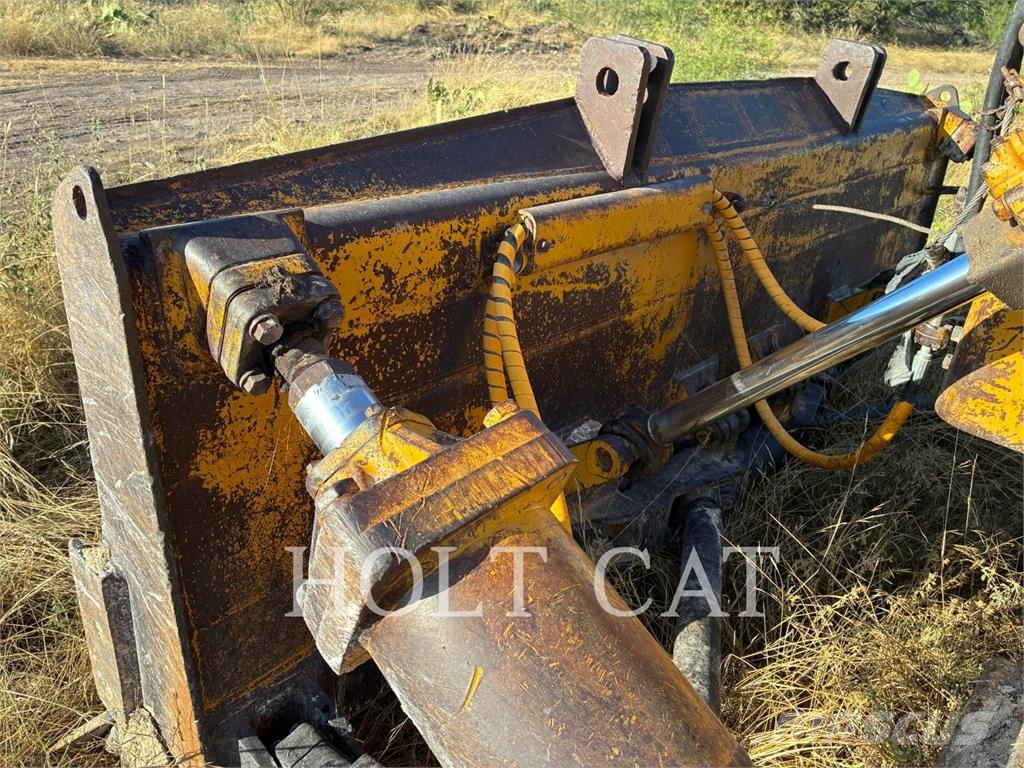 CAT D7E Crawler dozers