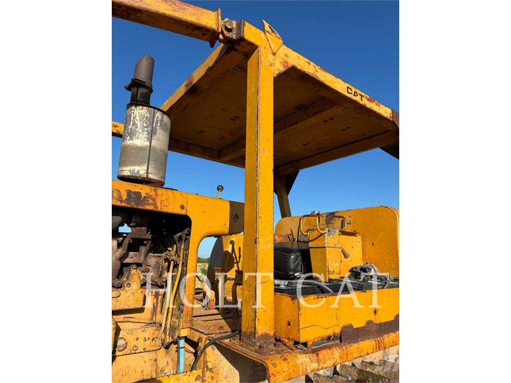 CAT D7E Crawler dozers