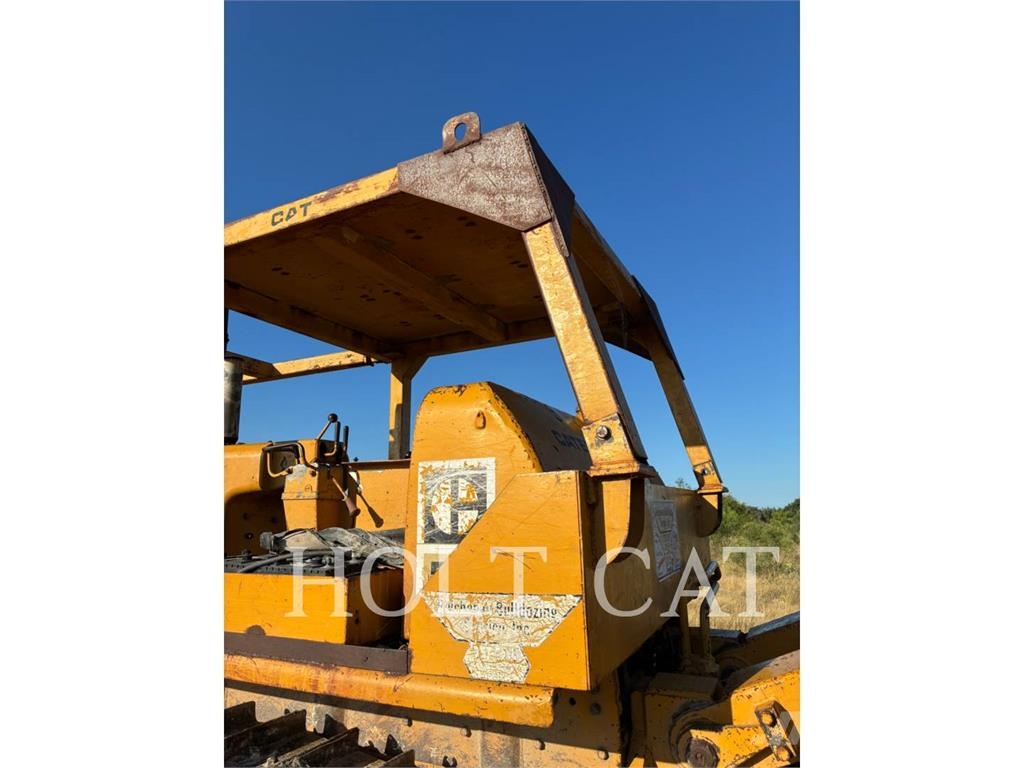 CAT D7E Crawler dozers