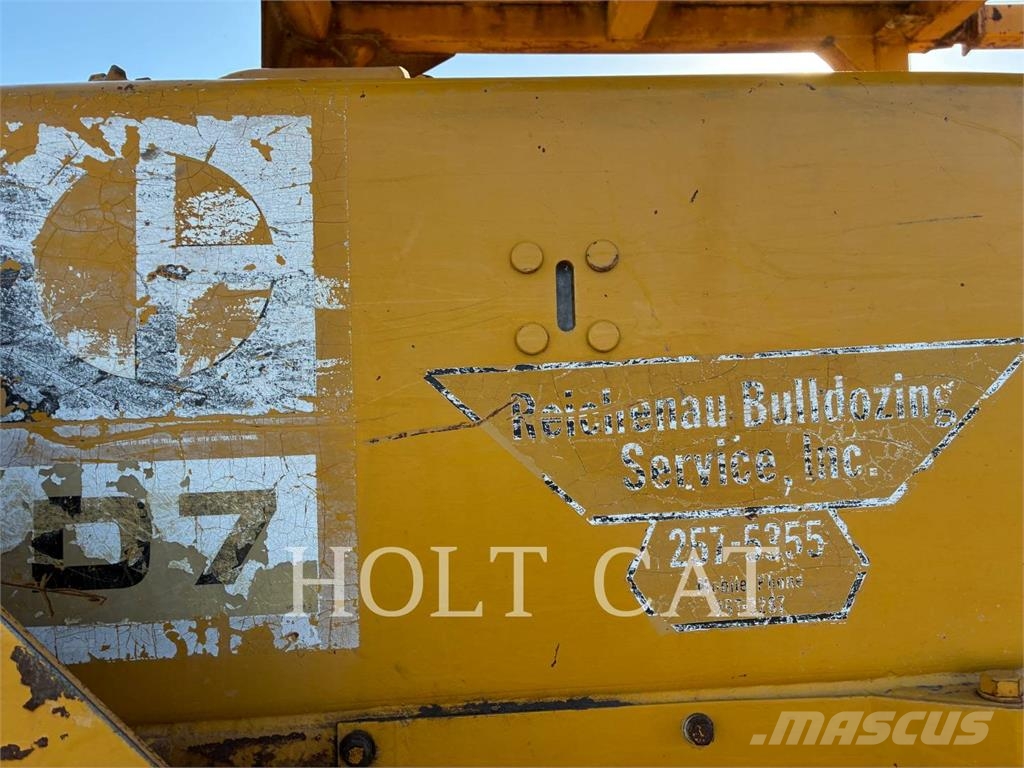 CAT D7E Crawler dozers