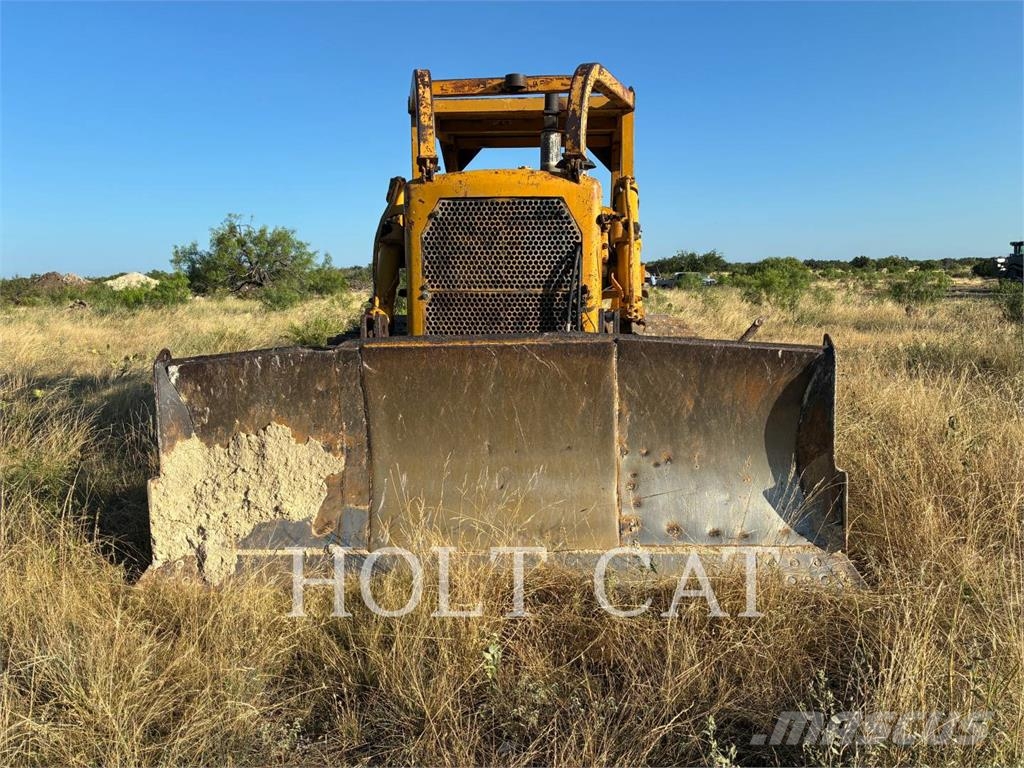 CAT D7E Crawler dozers