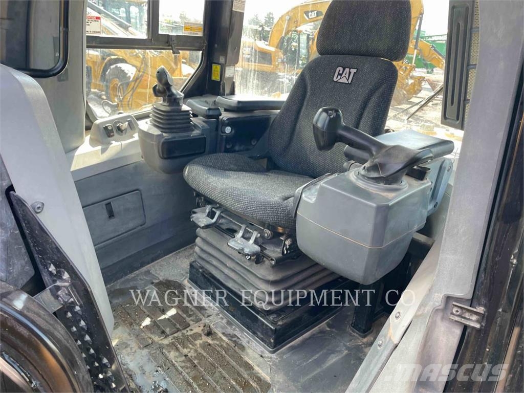CAT D7E Bulldozer på larvebånd