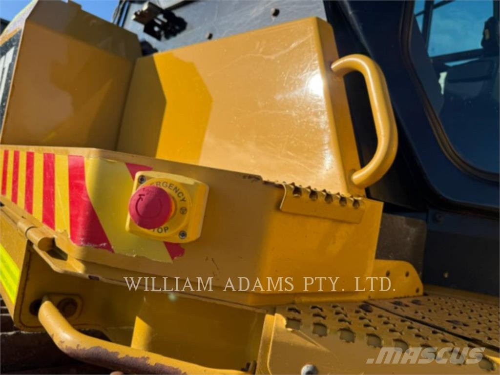 CAT D7E Buldožeri guseničari