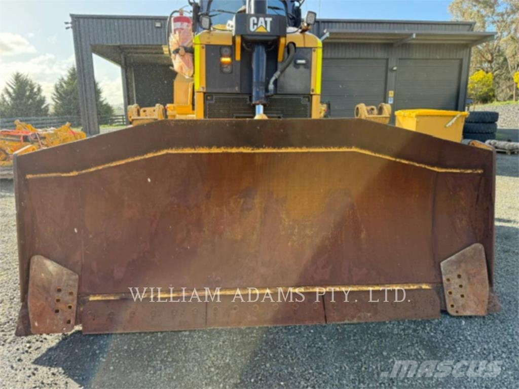 CAT D7E Buldožeri guseničari