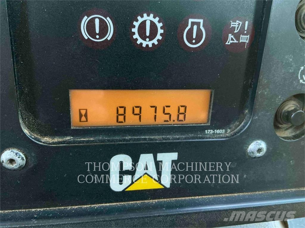 CAT D7RII Buldožerji goseničarji