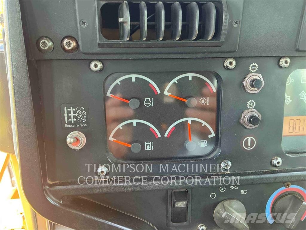 CAT D7RII Buldožerji goseničarji